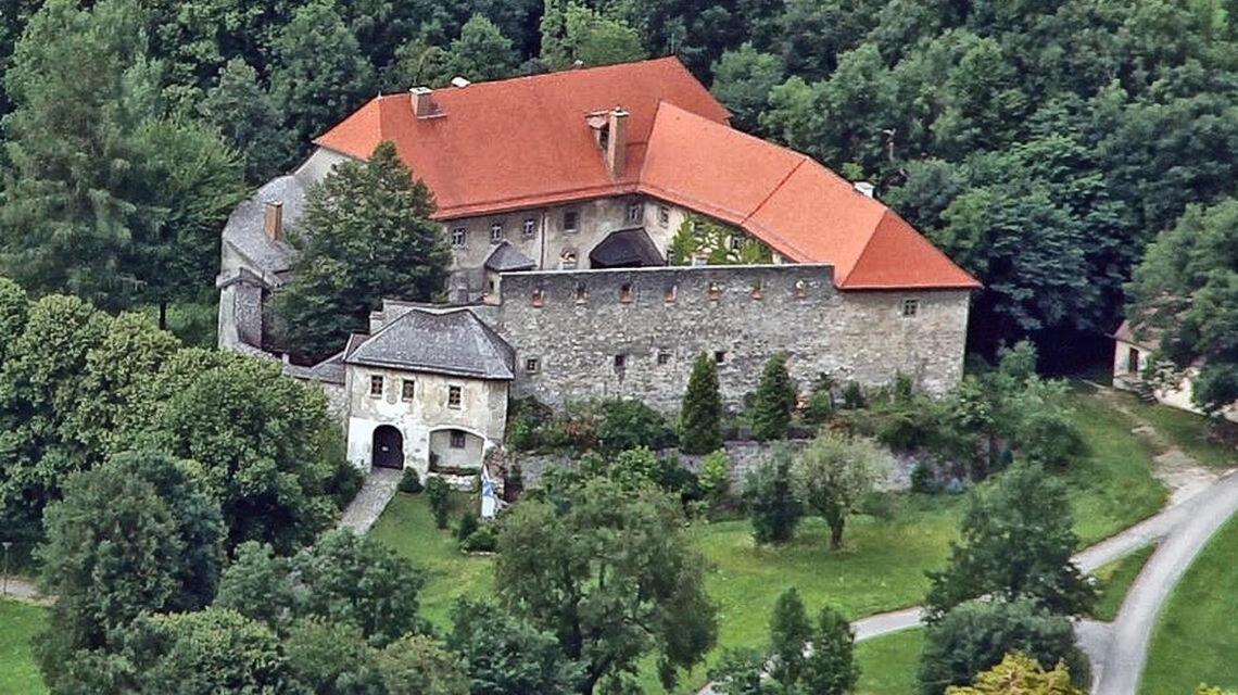 Ferienwohnungen Brigitte In Der Altstadt Bad Reichenhall Exteriör bild